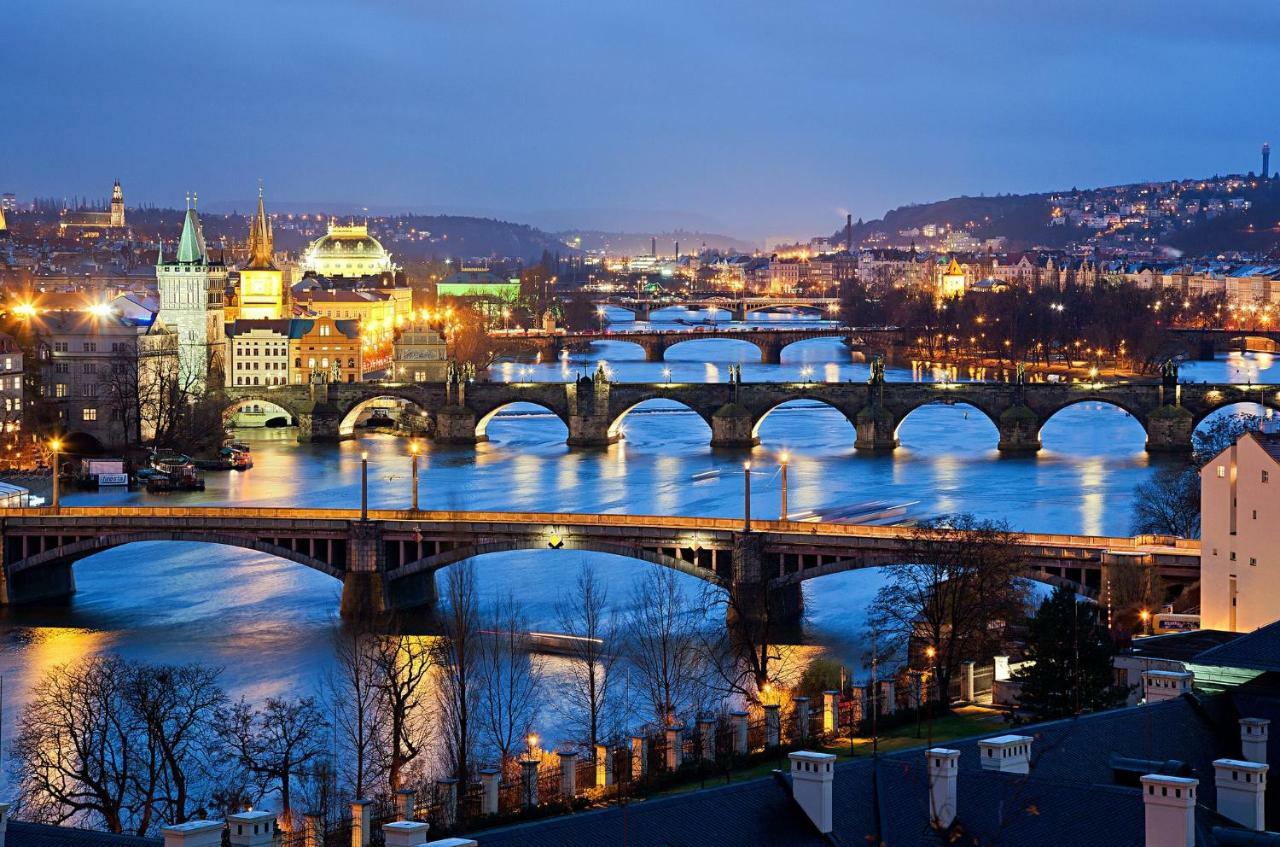 Quiet Apartment With Balcony Charles Bridge Prag Dış mekan fotoğraf